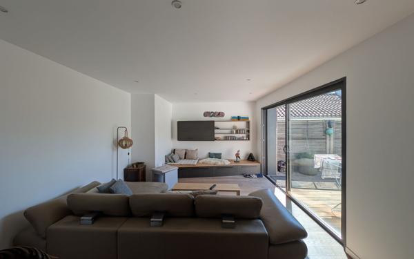 Maison à vendre    5 pièces •  Gradignan