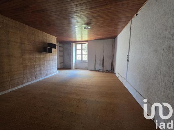 Maison 4 pièces de 95 m² à Arc-en-Barrois (52210)