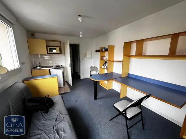 Appartement à louer 1 pièce 19.75m² Caen (14000)