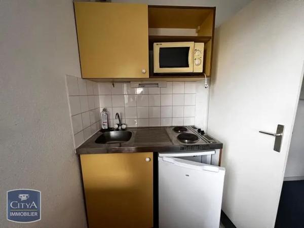 Appartement à louer 1 pièce 19.75m² Caen (14000)