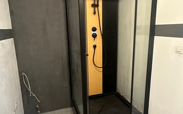 Maison à vendre    4 pièces •  La Fère