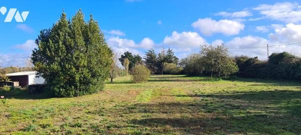 Maison d'habitation de plain-pied 118 m² dépendances garage 3 chambres véranda 