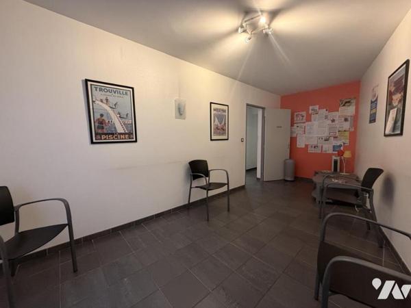 AMIENS (80) - Quartier Henriville - Local professionnel + appartement 