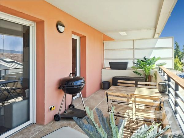 Appartement T2 à vendre  2 pièces - 37 m 2   MARSEILLE  - 13012