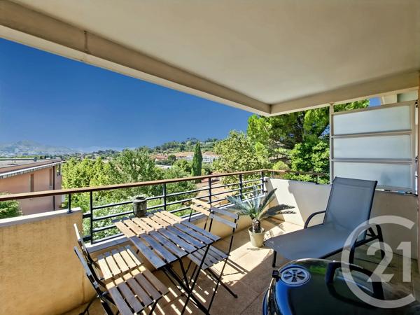 Appartement T2 à vendre  2 pièces - 37 m 2   MARSEILLE  - 13012