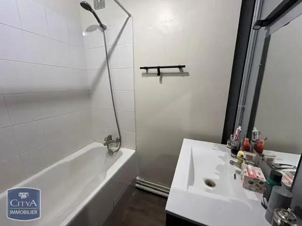 Appartement à louer 3 pièces 60.58m² Clermont-Ferrand (63000)