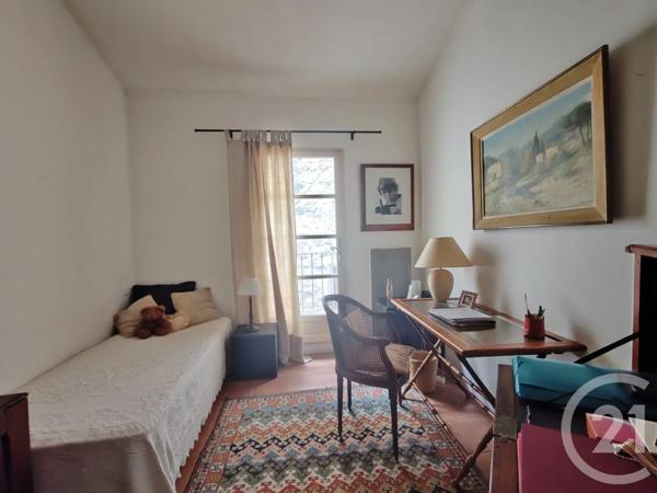 Maison à vendre  4 pièces - 134,74 m 2   REILLANNE  - 04