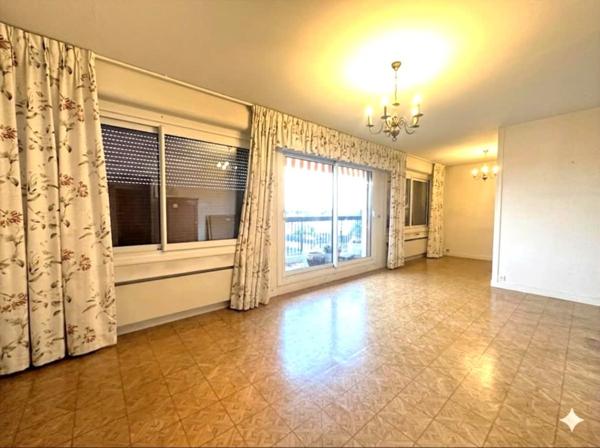 Appartement + annexe + parking