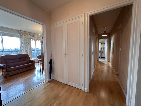 Appartement + annexe + parking