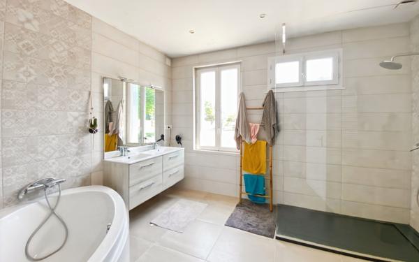 Maison à vendre    4 pièces •  Montauban