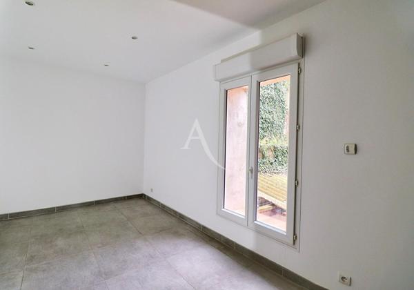 SUPERBE APPARTEMENT TYPE 3 RENOVE DE 63.27 m2