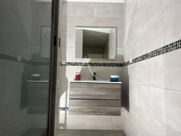 SUPERBE APPARTEMENT TYPE 3 RENOVE DE 63.27 m2