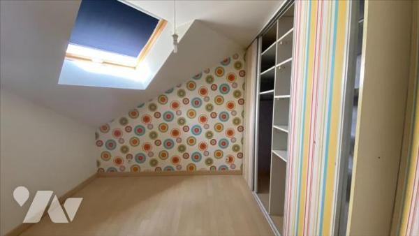 APPARTEMENT TYPE T 5 A DOUBS