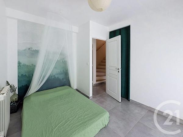 Maison à vendre  5 pièces - 123,51 m 2   MANDELIEU LA NAPOULE  - 06