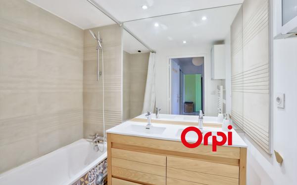 Appartement à vendre    4 pièces • 82,68 m2 Lyon 5