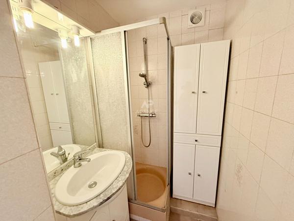 APPARTEMENT CONFLANS STE HONORINE - 4 PIÈCES - 66m² €179 000 ** - Référence 7644