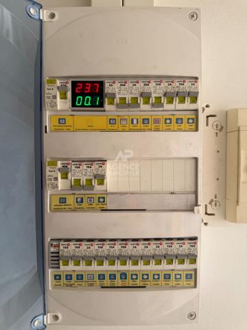 APPARTEMENT CONFLANS STE HONORINE - 4 PIÈCES - 66m² €179 000 ** - Référence 7644