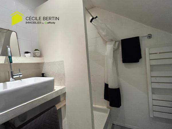 Maison
         3 pièces
        - 58 m² 218 000 € *