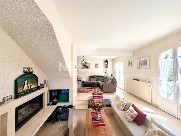 PESSAC - CAP DE BOS - Maison familiale - 176 m² - 5 chambres - Calme - Piscine - Garage