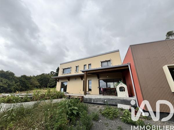 Maison à vendre 4 pièces 140 m² Saint-Pierre