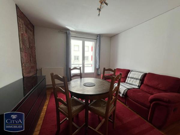 Appartement à louer 5 pièces 77.87m²