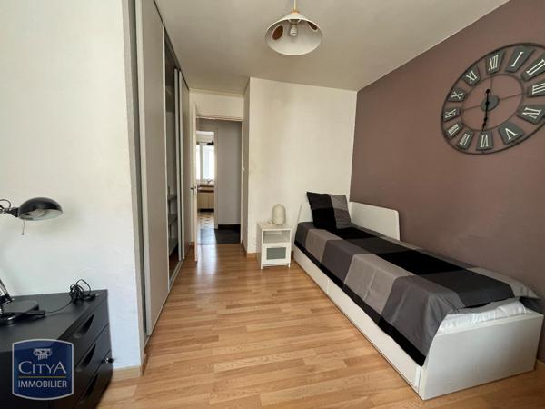 Appartement à louer 5 pièces 77.87m²