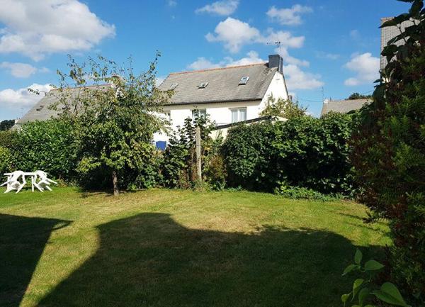 Maison à vendre    4 pièces •  Ploumagoar