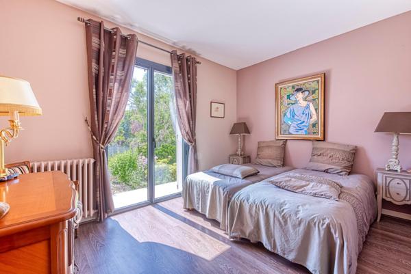 Maison de 6 pieces garage et jardin