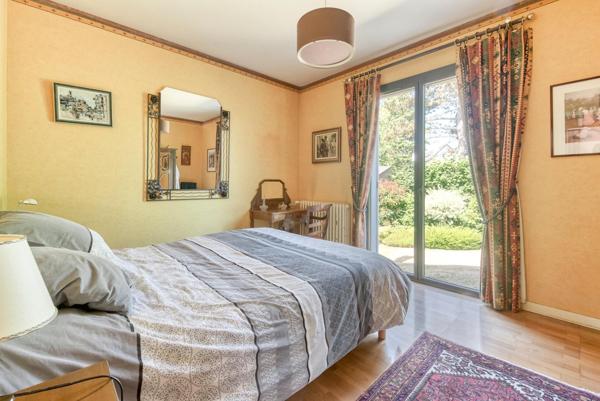 Maison de 6 pieces garage et jardin