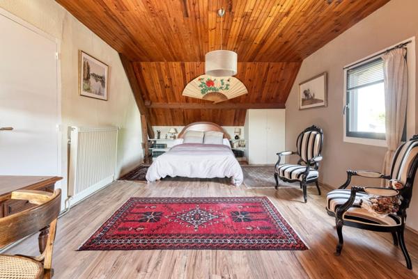 Maison de 6 pieces garage et jardin