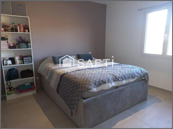 Très belle maison contemporaine !