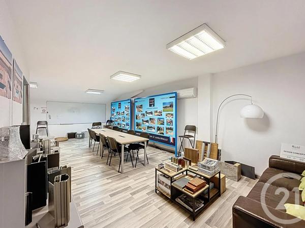 Immeuble à vendre  900 m 2   AUTERIVE  - 31