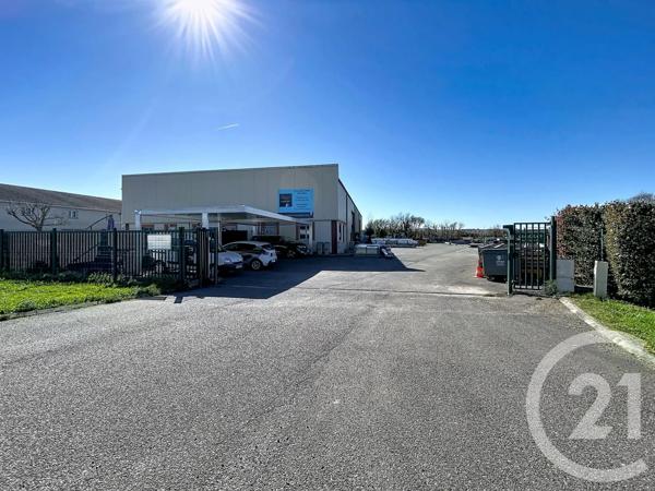 Immeuble à vendre  900 m 2   AUTERIVE  - 31