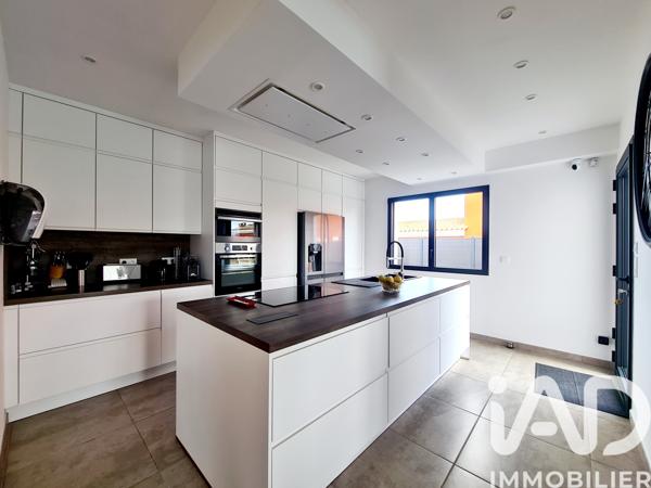 Maison à vendre 9 pièces 254,68 m² Portiragnes