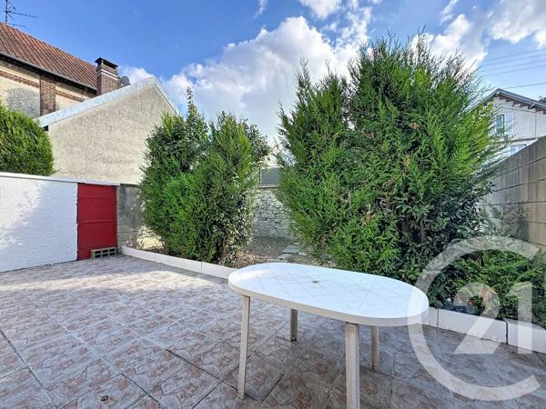 Maison à vendre  5 pièces - 75 m 2   CREPY EN VALOIS  - 60