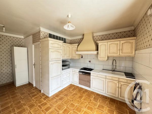 Maison à vendre  4 pièces - 147 m 2   LAROQUE D OLMES  - 09
