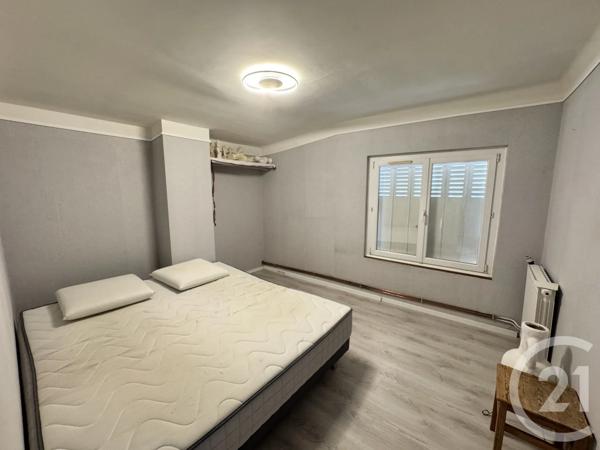 Maison à vendre  4 pièces - 147 m 2   LAROQUE D OLMES  - 09