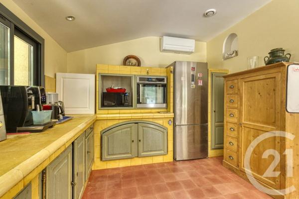 Maison à vendre  9 pièces - 283 m 2   VILLENEUVE LES AVIGNON  - 30