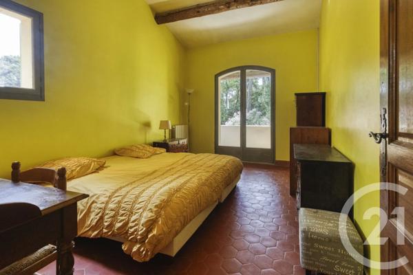 Maison à vendre  9 pièces - 283 m 2   VILLENEUVE LES AVIGNON  - 30