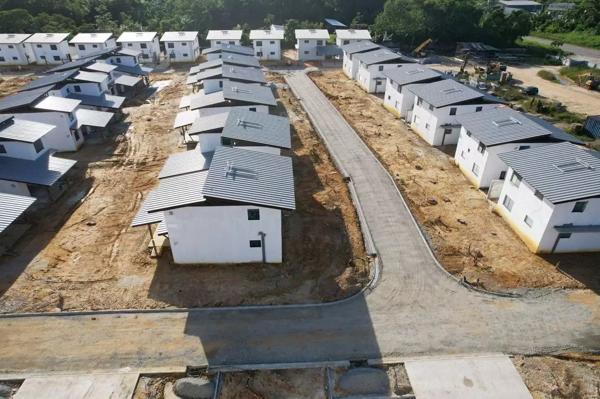 DPT GUYANE, à louer MACOURIA maisons T5 de 114,17 m²