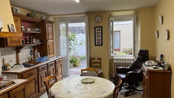 Nouveauté au cœur de Mansle, maison habitable immédiatement.