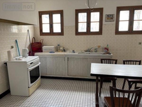 Maison individuelle à vendre à Naucelle dans l'Aveyron (12800), ref : VM1761-12013