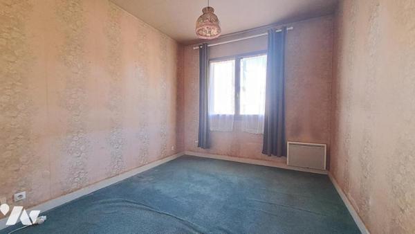 MAISON SUR SOUS-SOL 4 CHAMBRES