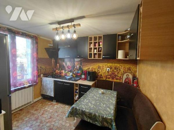  Maison T5 rénovée - 119 m² - Pontivy (56300) - Morbihan
Située dans un quartier calme et rech...