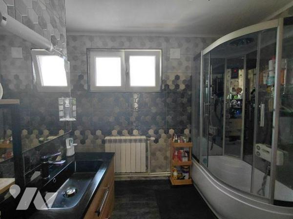  Maison T5 rénovée - 119 m² - Pontivy (56300) - Morbihan
Située dans un quartier calme et rech...