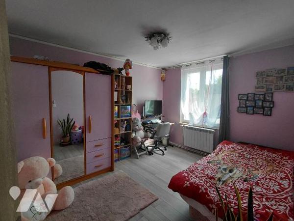  Maison T5 rénovée - 119 m² - Pontivy (56300) - Morbihan
Située dans un quartier calme et rech...