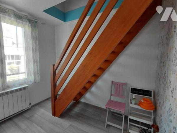  Maison T5 rénovée - 119 m² - Pontivy (56300) - Morbihan
Située dans un quartier calme et rech...