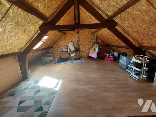  Maison T5 rénovée - 119 m² - Pontivy (56300) - Morbihan
Située dans un quartier calme et rech...