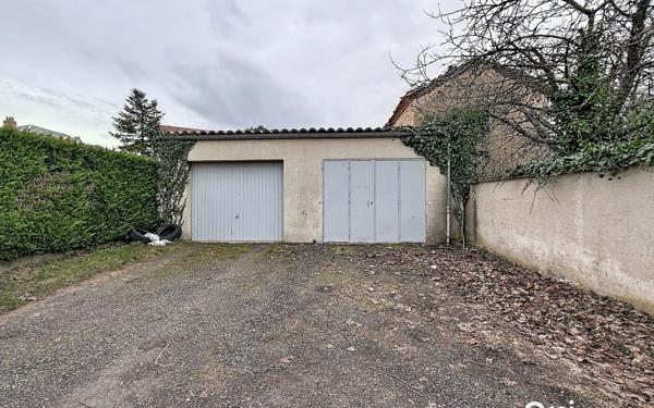 Appartement à vendre    8 pièces • 179 m2 Saint-Flour