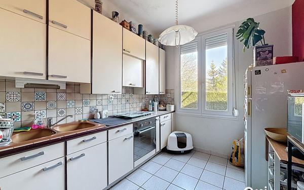 Appartement à vendre    8 pièces • 179 m2 Saint-Flour